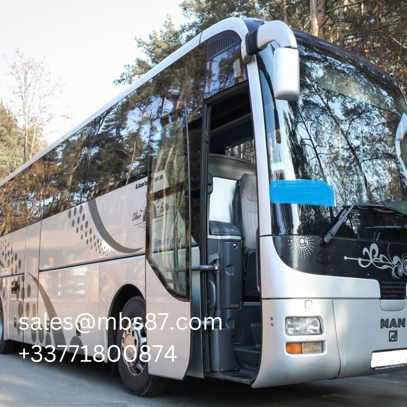 Hire a minibus and driver in London