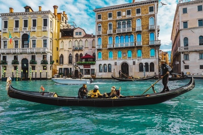 Bus rental services in Venice - 3 hours