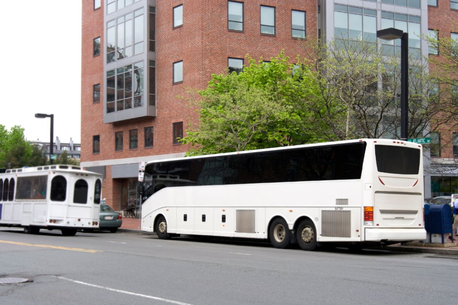 Bus rental for Hallstatt - The "wonderland" of humanity