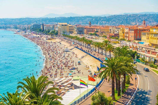 Bus rental in Nice